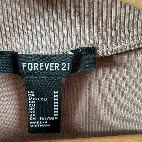 Forever 21 Brown Ribbed High Neck Cropped Tank – Size Medium - Picture 3 of 4